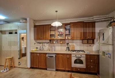 Apartament cu 3 camere decomandat în Aradului - 8