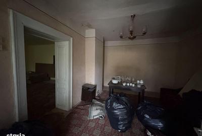 Casă cu 4 camere în Sântion - 4