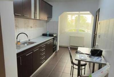 Apartament cu 2 camere decomandat în Central - 3