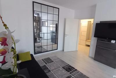 Garsonieră decomandată în Avantgarden