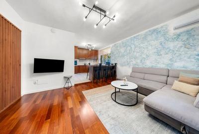 Casa de vanzare cu pozitionare strategica - strada Republicii - 19