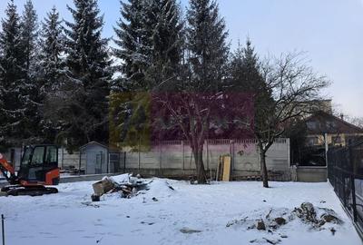 Casă individuală cu 6 camere cu Canalizare în Central - 2