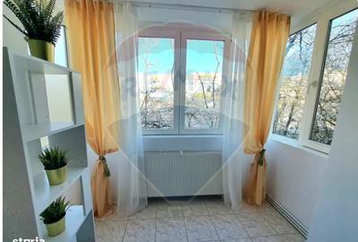 Apartament cu 2 camere, mobilat în Vatra Luminoasă