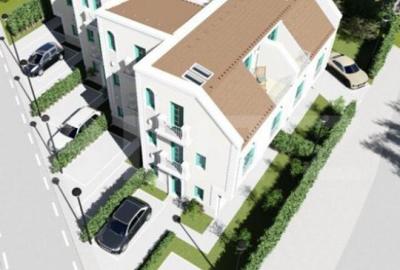 Casă cu 4 camere cu Teren 100 Mp în Odăi