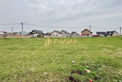 Teren de 2000 mp, în Central