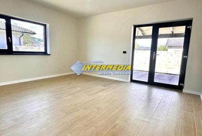 CASA NOUA I FINISATA LA CHEIE I TEREN 355 MP I ALBA IULIA I UTILITATI I - 1