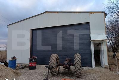 Spațiu comercial, de 180 mp, în Central - 4