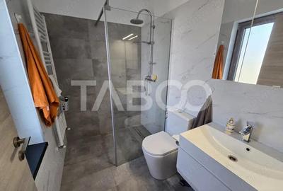 Casă cu 4 camere cu Teren 234 Mp în Central