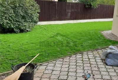 Casă cu 5 camere cu Teren 500 Mp în Central - 2