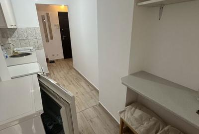 Garsonieră decomandată în Central - 5