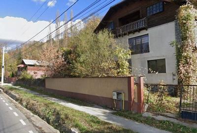 Casă individuală cu 9 camere cu Teren 1936 Mp în Central - 5