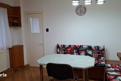 Apartament cu 4 camere, mobilat în Central - 2