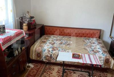 Casă cu 5 camere cu Teren 600 Mp în Central