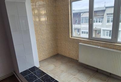 Apartament cu 3 camere în Central - 2