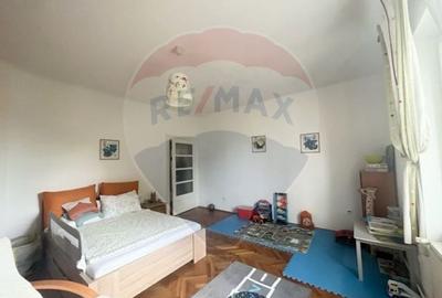 Apartament cu 4 camere decomandat, mobilat în Ștrand - 4