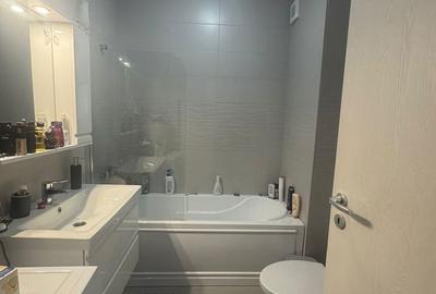 Apartament cu 3 camere în Central - 12