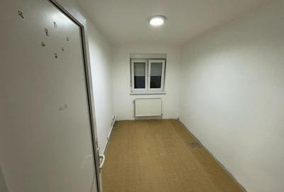 Apartament cu 3 camere de vânzare - Zărnești (Tohanu Vechi) - 2