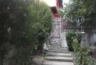 Casă cu 6 camere cu Teren 1806 Mp în Mărăcineni - 2