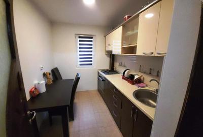 Apartament cu 3 camere decomandat, mobilat în 8 Martie - 8