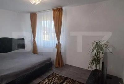 Casă cu 4 camere cu Teren 450 Mp în Central - 2