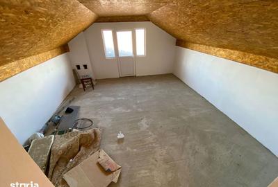 Casă cu 6 camere cu Teren 569 Mp în Cernatu - 12