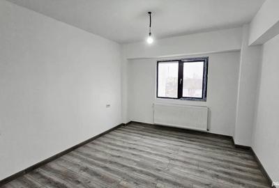 Apartament cu 4 camere decomandat în Central - 4