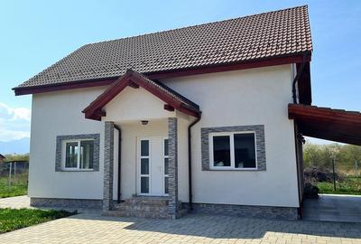 Casă cu 4 camere cu Canalizare în Sânpetru - 4