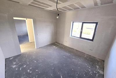 Casă cu 3 camere în Lazuri - 17