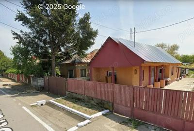 Casa de vanzare cu teren 65e m2