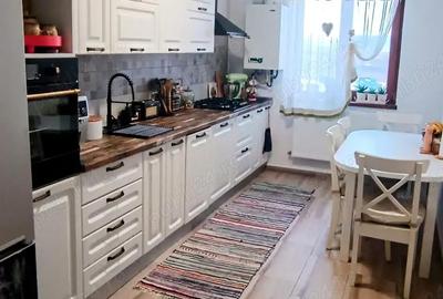 Apartament cu 2 camere decomandat în Dărmănești - 2
