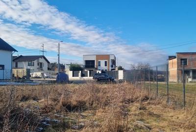Teren de 937 mp, în Găvana - 7