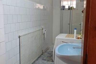 Apartament cu 2 camere decomandat în Lazaret