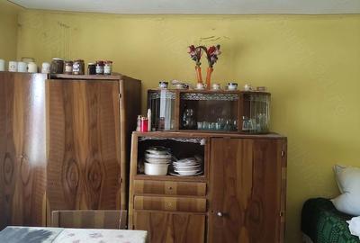 Casă cu 2 camere cu Teren 1100 Mp în Central - 2