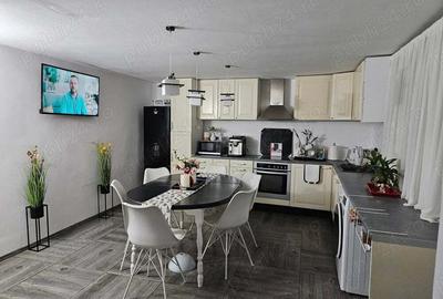 Casa cu etaj Vila - 8