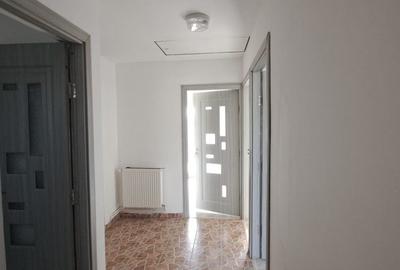 CASA CU 5 CAMERE , BECI SI GARAJ , FINALIZATA SI INTABULATA , MUTARE IMEDIATA - 8
