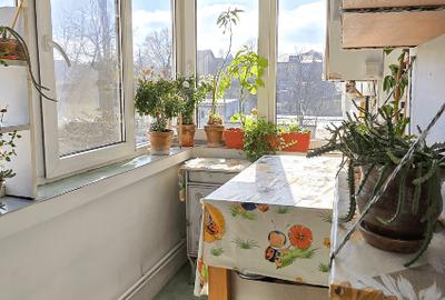 Apartament cu 3 camere decomandat în Nicolina - 7