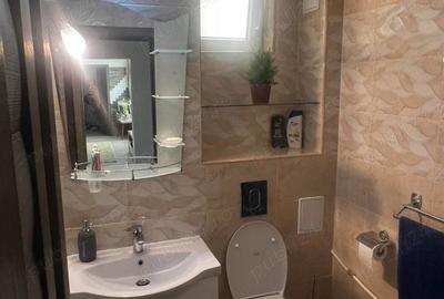 Dau In Chirie Apartament cu 3 camere Rogerius str Sovata Cu Priveliste Catre Cris - 2