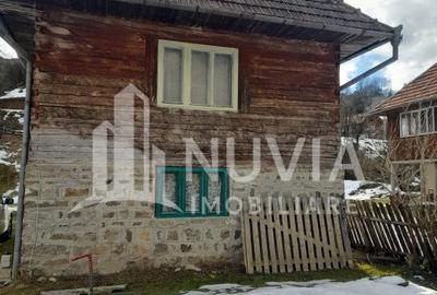 Casă cu 5 camere cu Teren 1035 Mp în Întregalde - 6