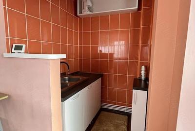 Garsonieră decomandată în Țiglina 1 - 6
