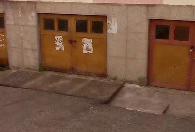 De vanzare apartament 4 camere cu garaj, central,Targu Jiu - 2