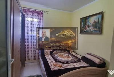Casă cu 7 camere cu Canalizare în Adjud - 2