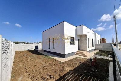 Casă individuală cu 3 camere cu Canalizare în Berceni