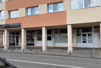 Spațiu comercial, de 56 mp, în Central - 2