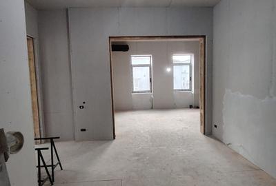 Apartament cu 4 camere semidecomandat în Armeneasca - 7