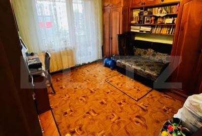 Apartament cu 3 camere decomandat, mobilat în Central