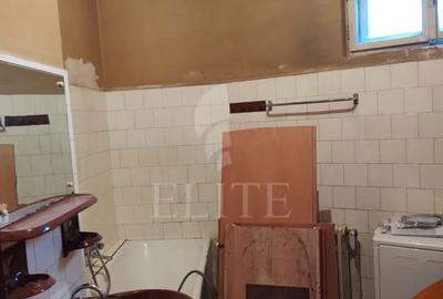 Apartament cu 4 camere decomandat în Central - 12
