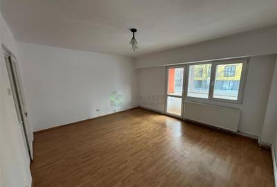 Garsoniera Racadau-intrare 78500 Euro