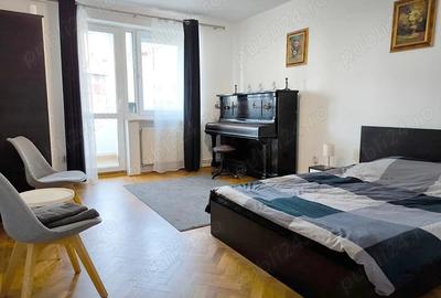 Apartament cu 2 camere decomandat în 15 Noiembrie - 1