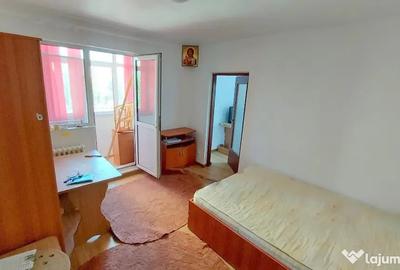 Apartament cu 2 camere nedecomandat în Central