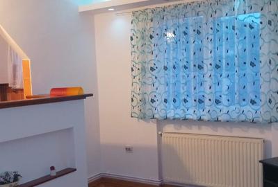 Apartament cu 3 camere decomandat în Gănești - 5